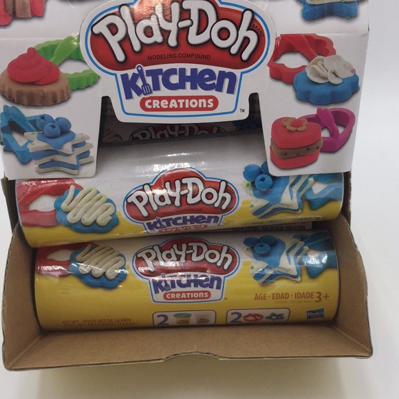 7 Play-Doh Kitchen Creations Case of Cookie Canisters in Retail Display Box - Picture 2 of 12